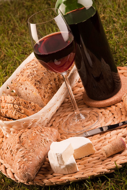 Вино пікнік
 - Фото, зображення