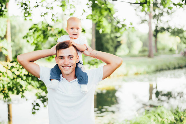 happy father and baby son at summer - Foto, Imagem