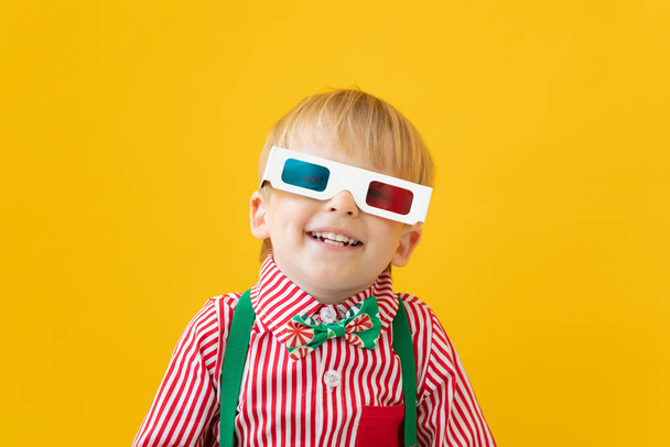 Happy child wearing 3d glasses - Zdjęcie, obraz