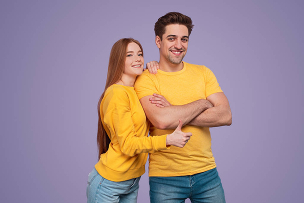 Positive young couple looking at camera - Photo, Image