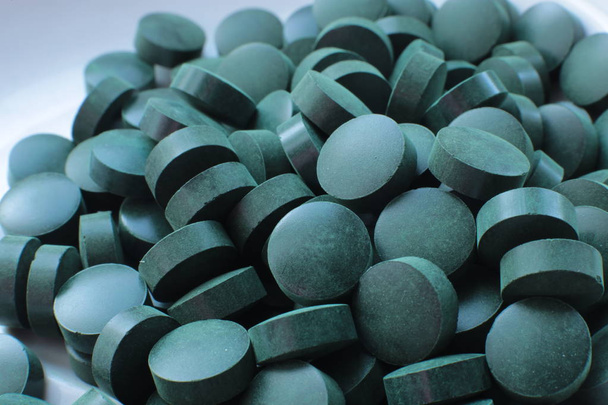 medische macto tabletten en capsules achtergrond - Foto, afbeelding