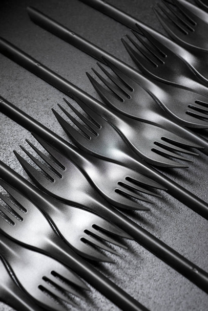 Tek kullanımlık plastik çatal bıçak takımı - Fotoğraf, Görsel