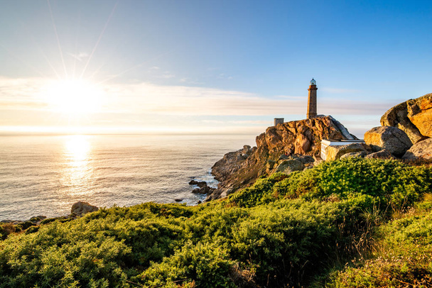 Cape Vilan Lighthouse, Cabo Vilano, in Galicia at sunset, Spain - Φωτογραφία, εικόνα