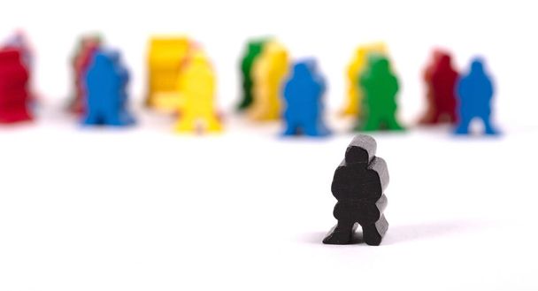 Figuras de jogo de lazer de peão de madeira - Isolado em fundo branco
 - Foto, Imagem