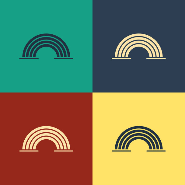 Color Arco iris con las nubes icono aislado en el fondo de color. Dibujo de estilo vintage. Ilustración vectorial
 - Vector, imagen