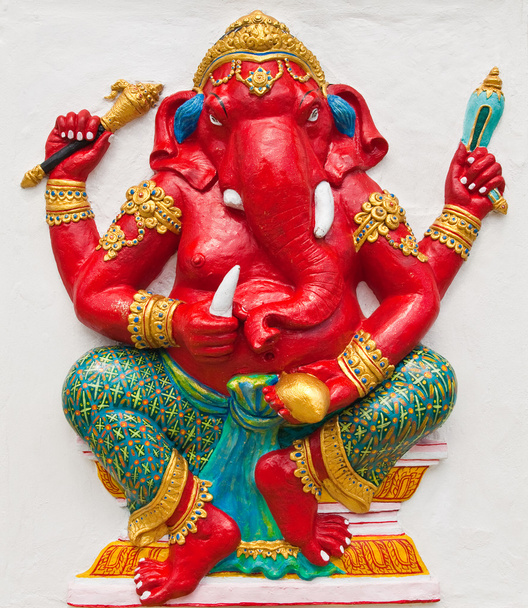 Indischer oder hinduistischer Ganesha-Gott namens rinamo ganapati am Tempel in t - Foto, Bild