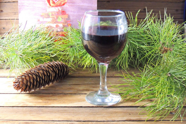 Глиняное вино. Рождественский фон
 - Фото, изображение