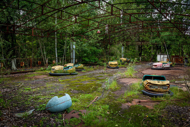 Chernobyl amusement park - Фото, изображение