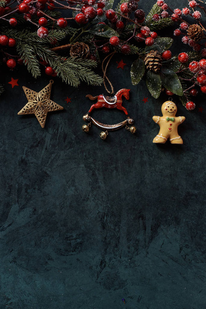 Χριστουγεννιάτικη διακόσμηση φόντο με χώρο για κείμενο - Φωτογραφία, εικόνα