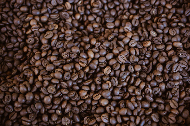Kahvipavut valmis hiomakoneen tausta
  - Valokuva, kuva