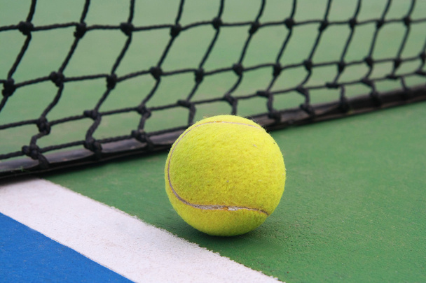 tenis en pista con red
 - Foto, imagen