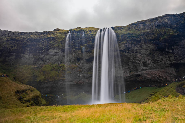 Nádherná krajina z Seljalandsfoss Vodopád na Islandu. Září 2019 - Fotografie, Obrázek