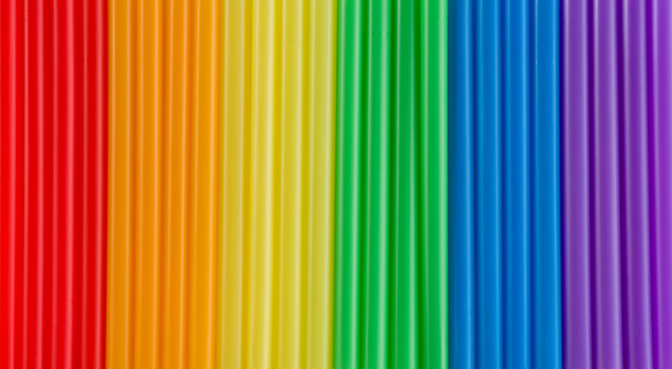 Tubos de pipeta coloreados
 - Foto, imagen