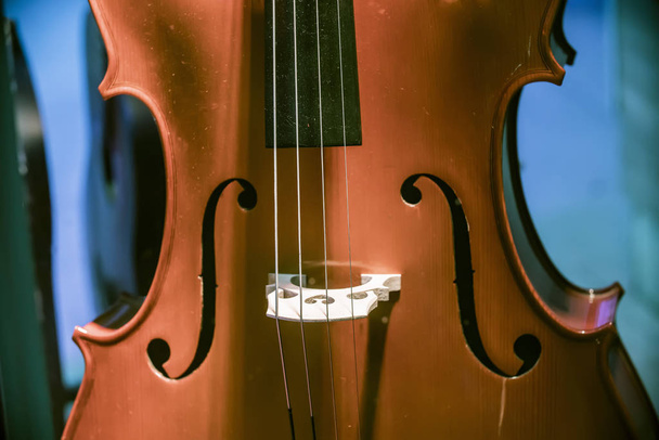 виолончель крупным планом
 - Фото, изображение