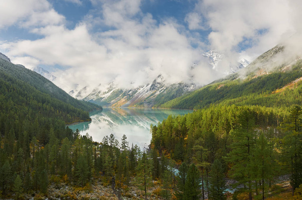 Mountain lake - Foto, imagen