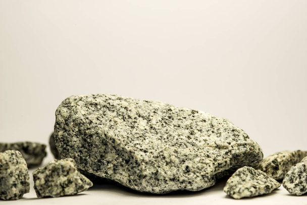 Диоритовые камни Балтийского моря
 - Фото, изображение