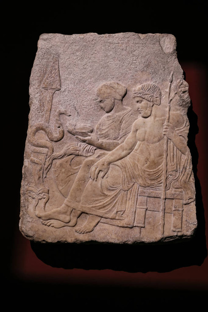 Staue en Estambul Museo de Arqueología, Estambul, Turquía
 - Foto, imagen