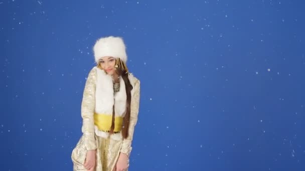 belle neige Maiden
 - Séquence, vidéo