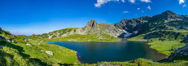 The trefoil lake, one of the seven rila lakes in Bulgaria - 写真・画像