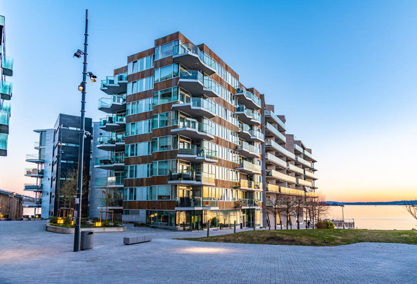 Residential houses at Aker Brygge district of Oslo, Norway - Foto, Imagen
