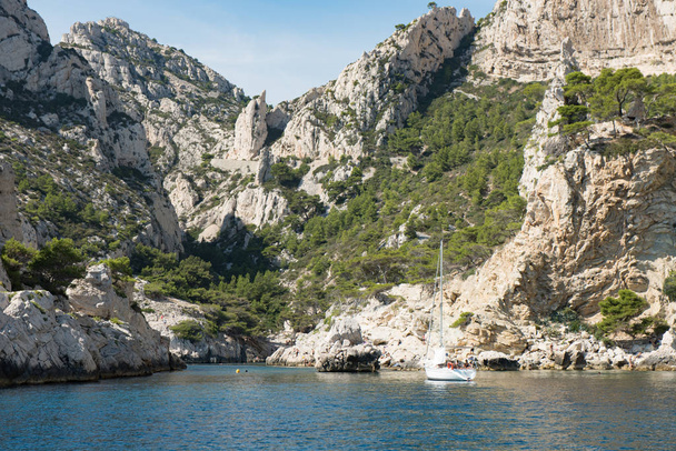 View of Calanques National Park near Cassis fishing village, Pro - Photo, Image