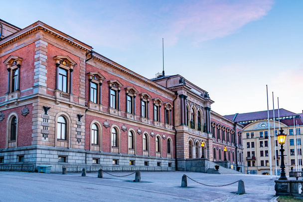 Sunset view of Building of the University of Uppsala in Sweden - Φωτογραφία, εικόνα