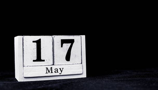 17 mai, 17 mai, Jour 17 du mois de mai - bois vintage
 - Photo, image