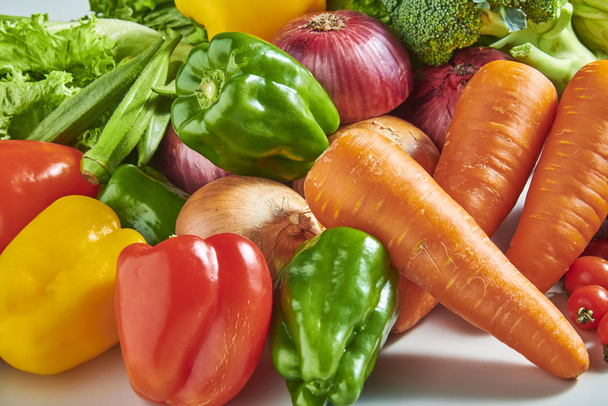 Légumes frais et délicieux nourrissants - Photo, image