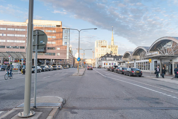 Street View w pobliżu głównego dworca w Sztokholmie. - Zdjęcie, obraz