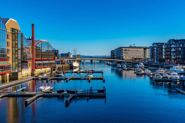 TRONDHEIM, NORWAY, APRIL 17, 2019: Marina on river Nidelva in Tr - 写真・画像
