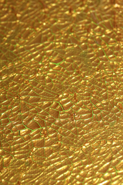 Prasklý zlatý nátěr na plátně makro pozadí vysoká kvalita fif - Fotografie, Obrázek