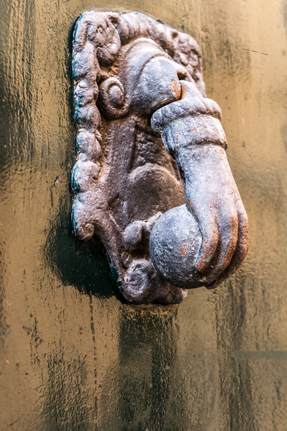 Ржавые ворота
 - Фото, изображение
