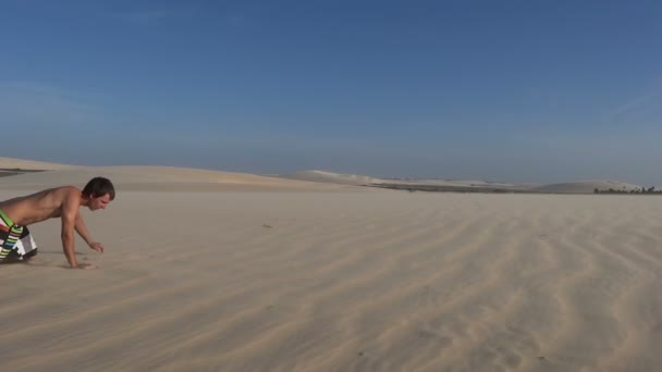 elveszett a sivatagban - Felvétel, videó