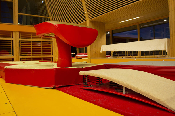 Sprzęt gimnastyczny gimnastyczne centrum Wysp Owczych - Zdjęcie, obraz
