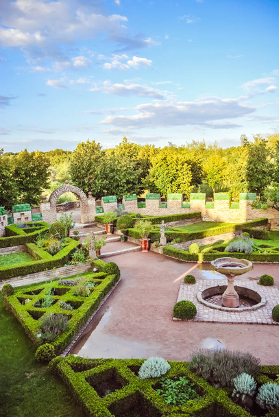Ungersheim:アルザス博物館の植物と花のある緑の庭 - 写真・画像