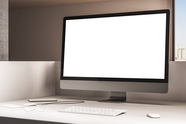 Пустой белый экран компьютера
 - Фото, изображение