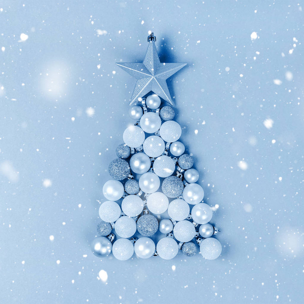 Nový rok nebo vánoční dekorace modrý tónovaný - Fotografie, Obrázek
