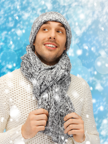 Handsome man in warm sweater, hat and scarf - Photo, image