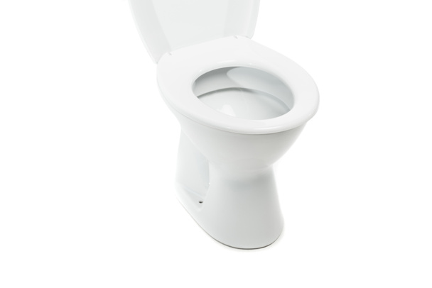 Keramik saubere Toilettenschüssel isoliert auf weiß - Foto, Bild
