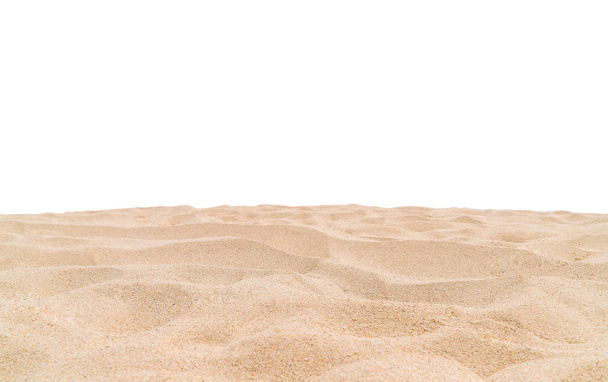 Fechar praia de areia isolada no fundo branco
. - Foto, Imagem
