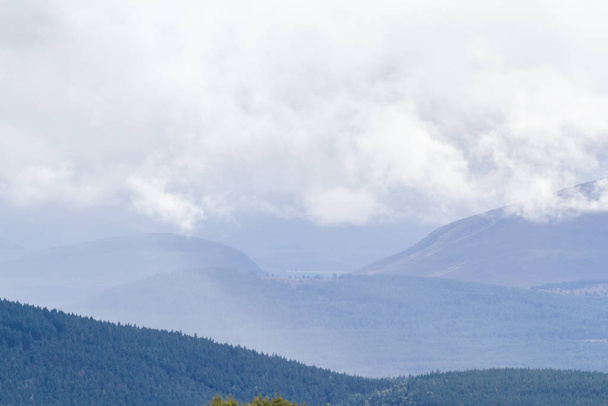 Montañas Cairngorm, Escocia
  - Foto, Imagen