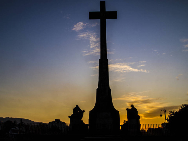 Pontevedra, Galicia, Spain; December 6, 2019: Cross of the Fallen (Cruz de los Ca:dos
) - Фото, изображение
