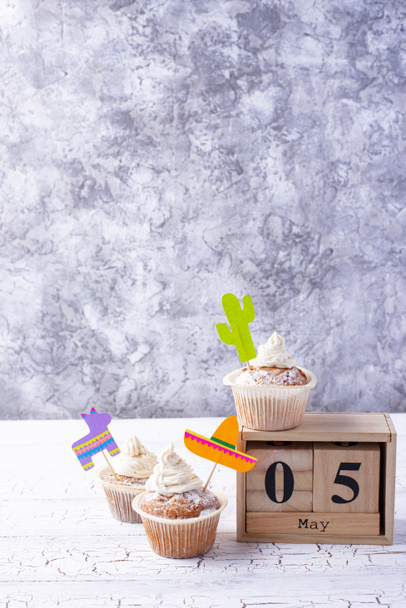 Cupcakes zum Feiern mexikanischer Party-Fiesta - Foto, Bild