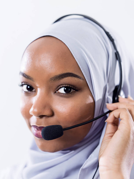 african customer representative business woman with phone headse - Foto, Imagen