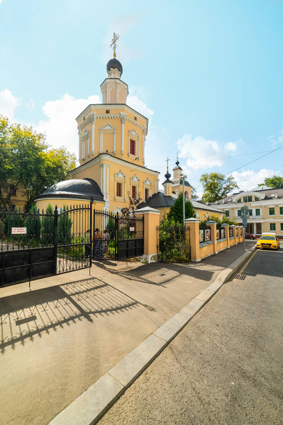 Church of the Holy life-giving Trinity-Orthodox Church-Sunday sc - Foto, immagini