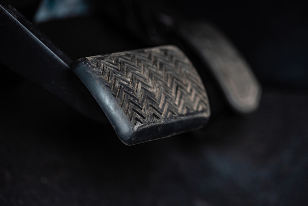 close up view of brake pedal in car - Foto, afbeelding