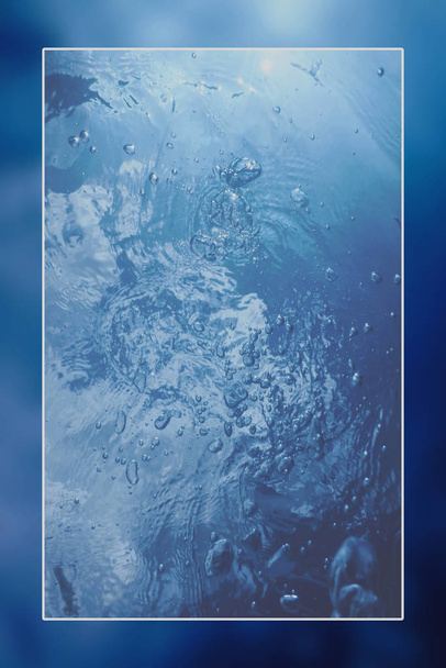Fondo submarino marco de borde blanco, superficie de agua en blanco te
 - Foto, Imagen