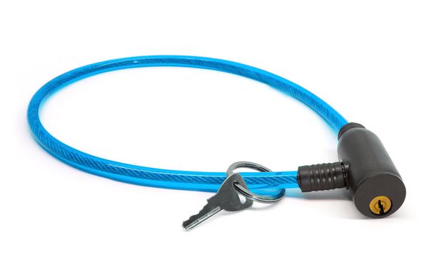Fechadura de bicicleta azul para bicicleta com chave isolada no fundo branco
 - Foto, Imagem