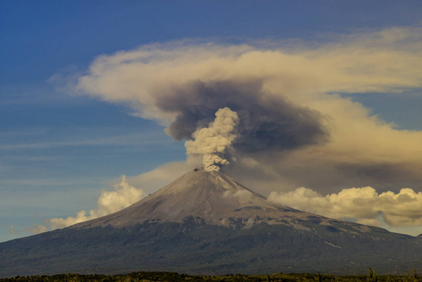 fumarole coming out of the volcano Popocatepetl crater - Photo, Image