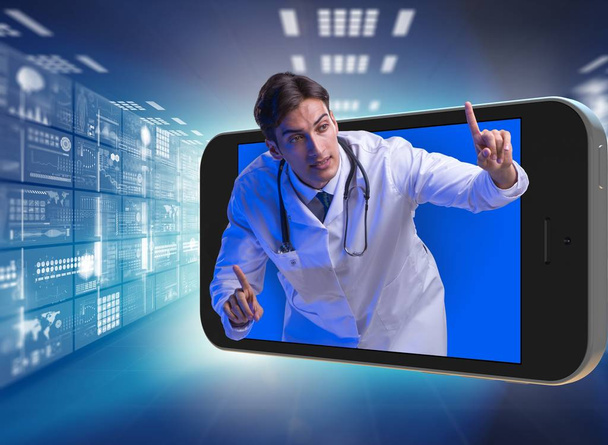 Telelääketieteen käsite lääkärin ja älypuhelimen kanssa - Valokuva, kuva